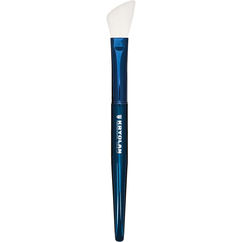 Blue Master Contoured Blusher Brush
