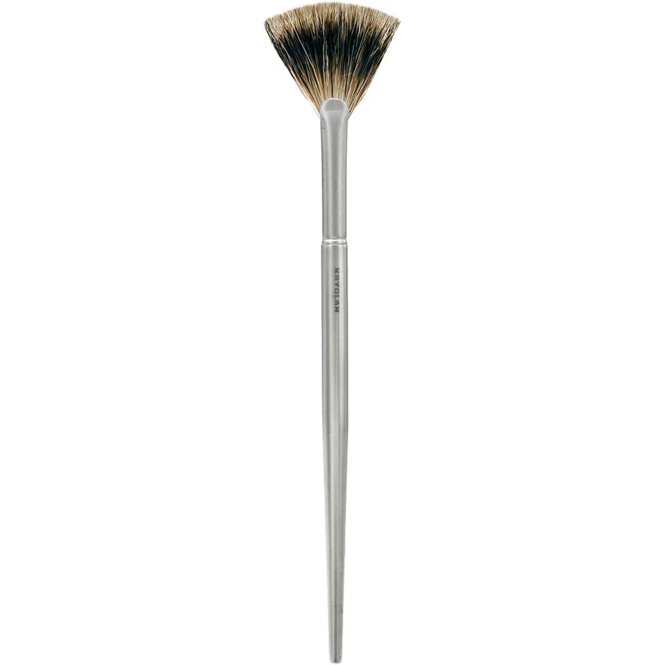 Premium Fan Brush